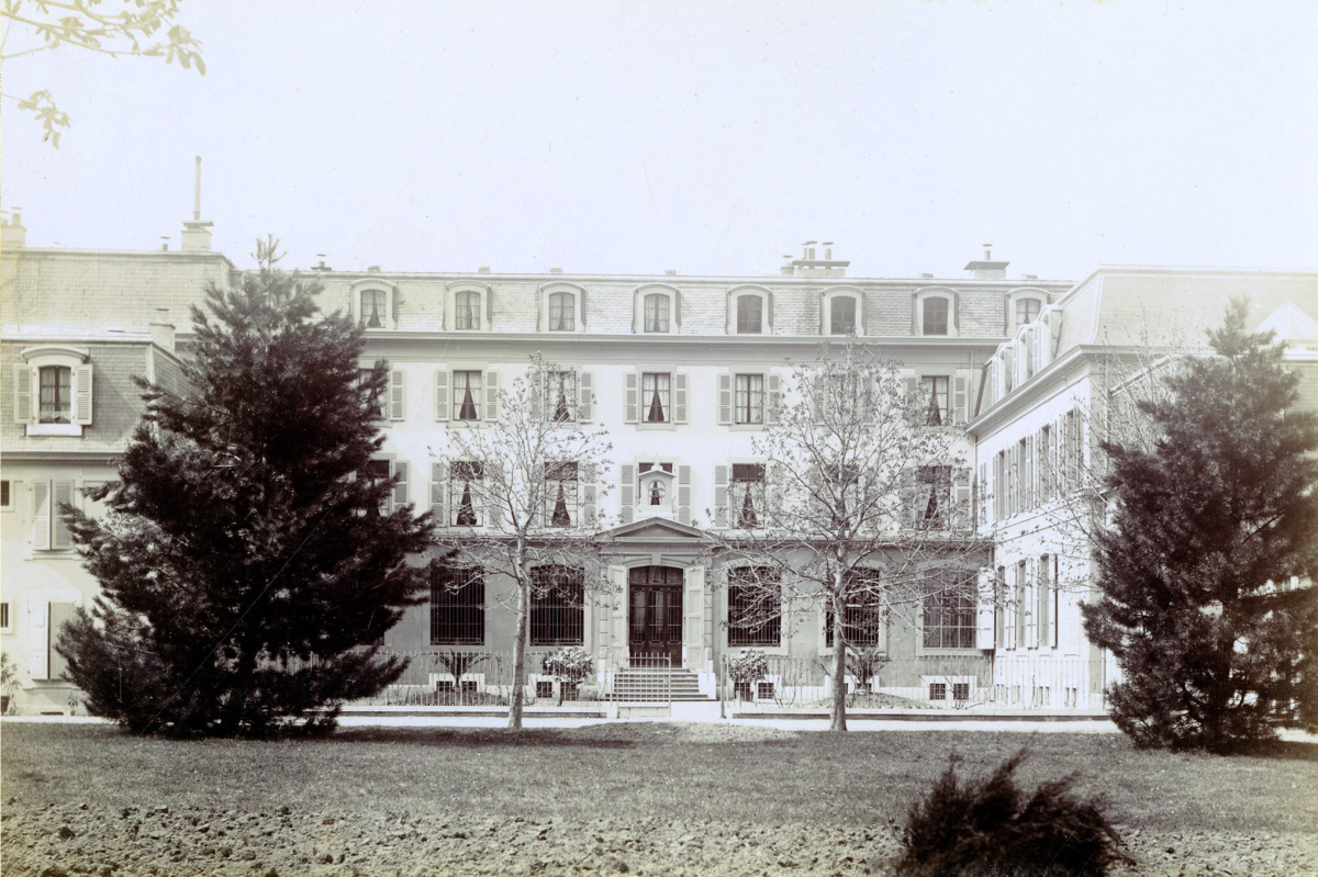 Pensionnat de Bois-Salève, partie arrière. Collection Bibliothèque de Genève
